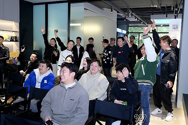 加密市场动态：1INCH现筑底信号，XRP冲高回落，SOL生态爆发，MUTM能否后来居上？